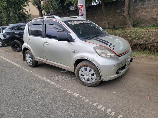 Toyota Passo 2009 Silver