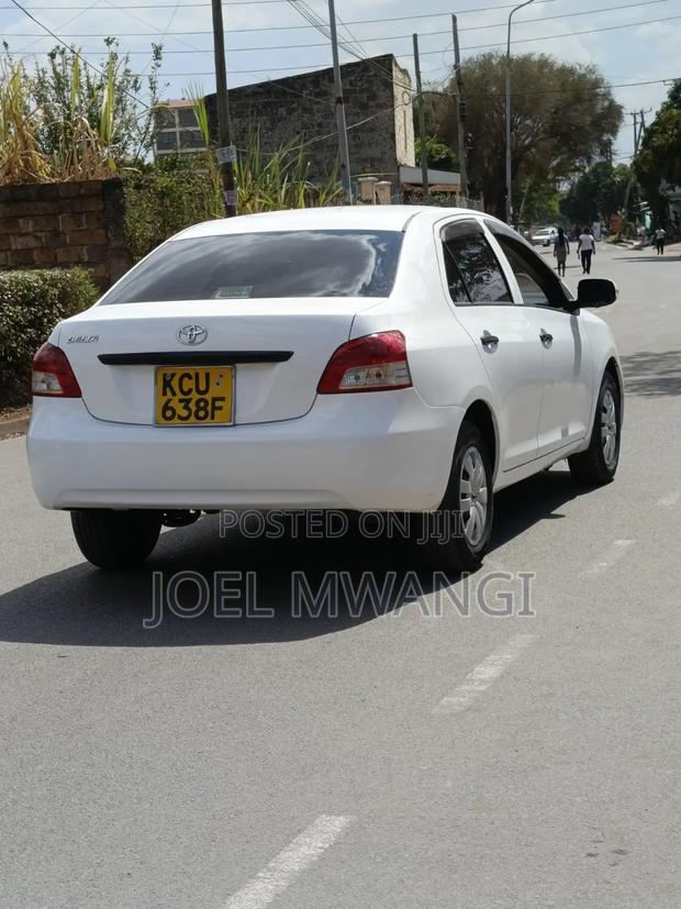 Toyota Belta 2012 Silver