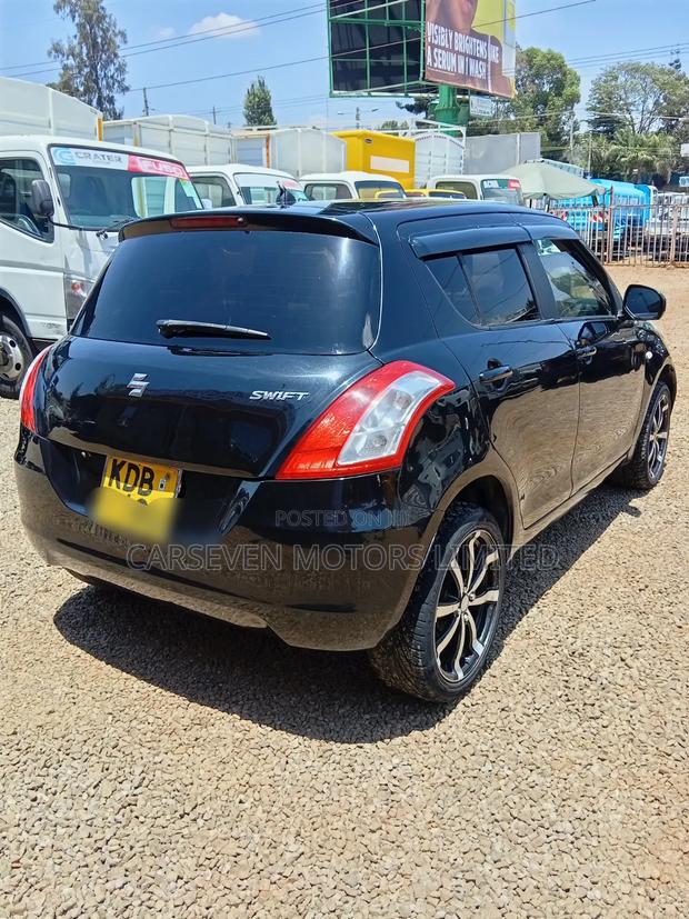 Suzuki Swift 2013 Black