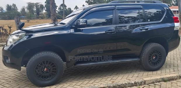 Toyota Land Cruiser Prado 2010 Black