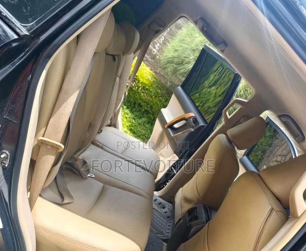 Toyota Land Cruiser Prado 2010 Black