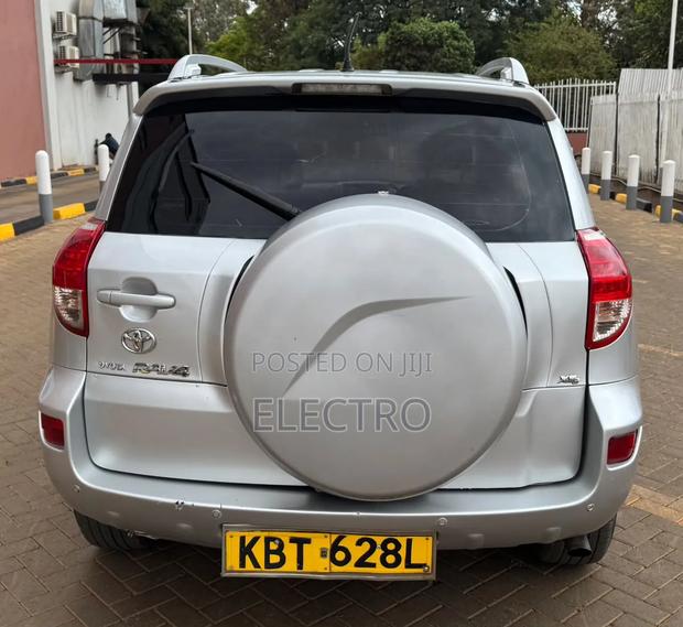 Toyota RAV4 2.0 4x4 2007 Silver