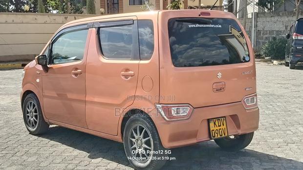Suzuki Wagon R 2018 Orange