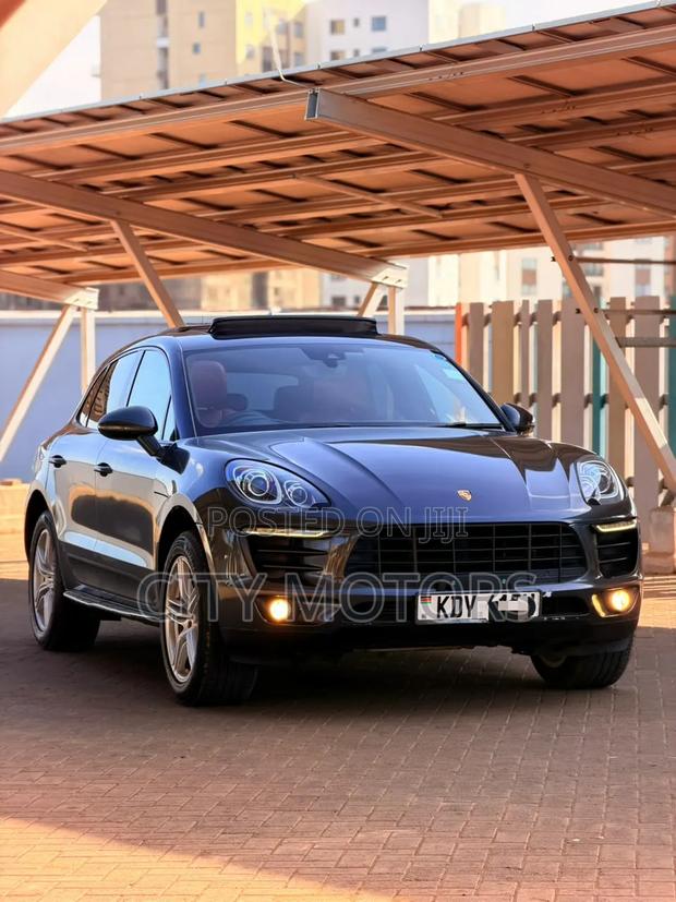 Porsche Macan Sport Edition 2018 Black