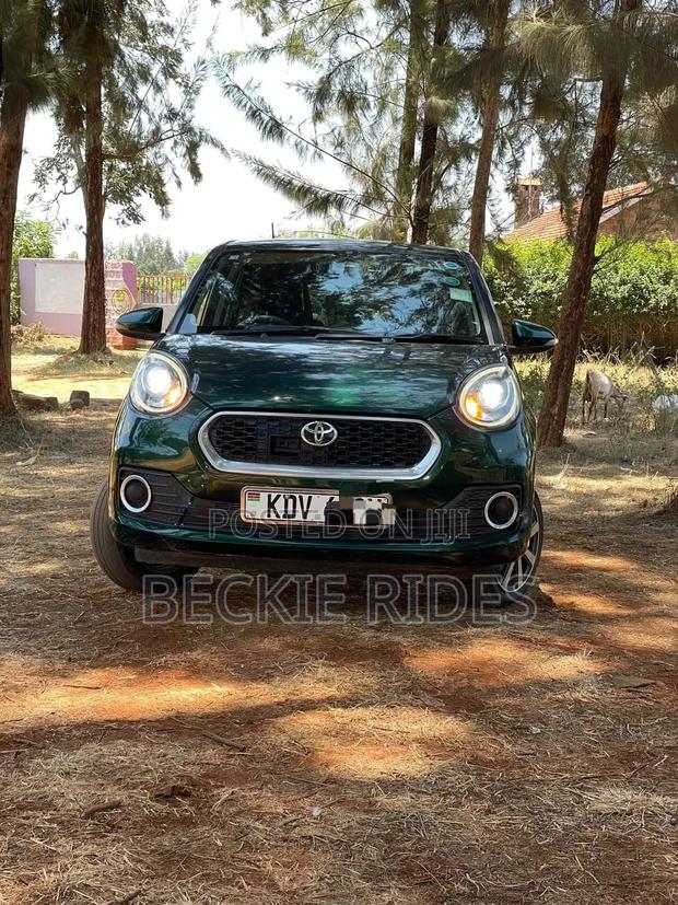 Toyota Passo 2018 Green