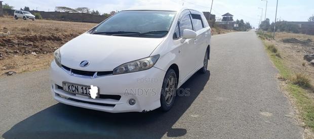 Toyota Wish 2011 White