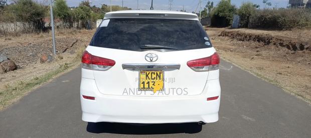 Toyota Wish 2011 White