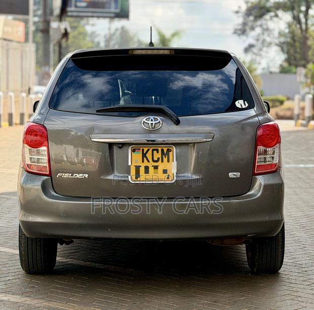 Toyota Corolla Fielder 1.5 Petrol FWD 2011 Gray