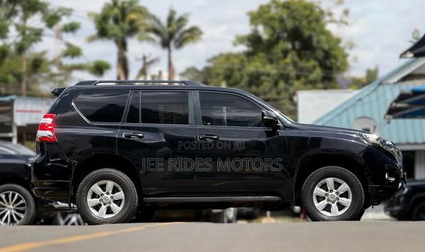 Toyota Land Cruiser Prado 2.8 D-4D 2016 Black