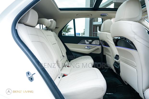 Mercedes-Benz GLE-Class 2021 White