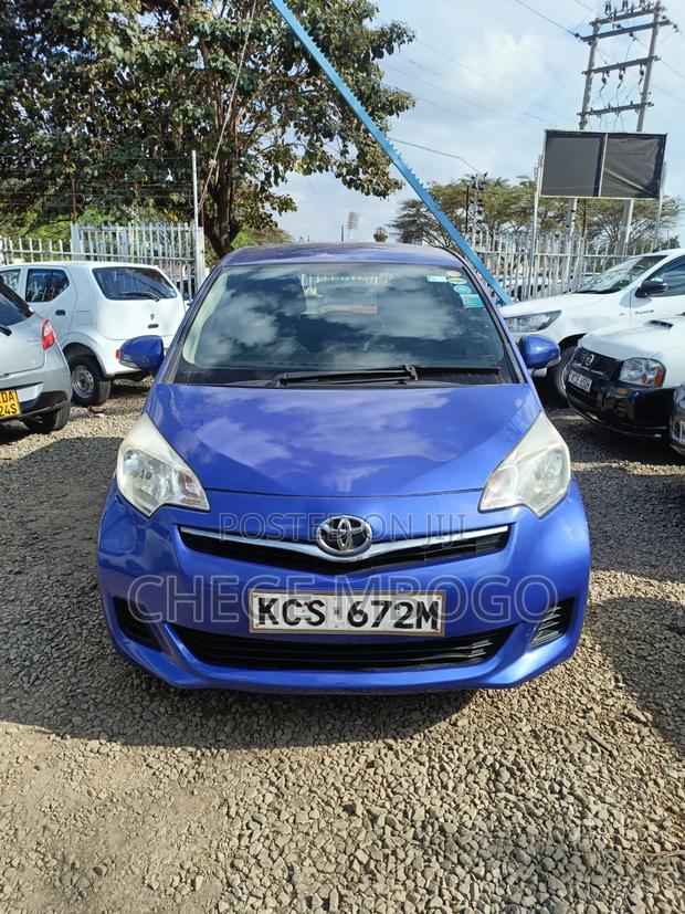 Toyota Ractis 1.5 FWD 2012 Blue