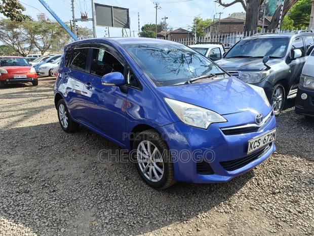 Toyota Ractis 1.5 FWD 2012 Blue