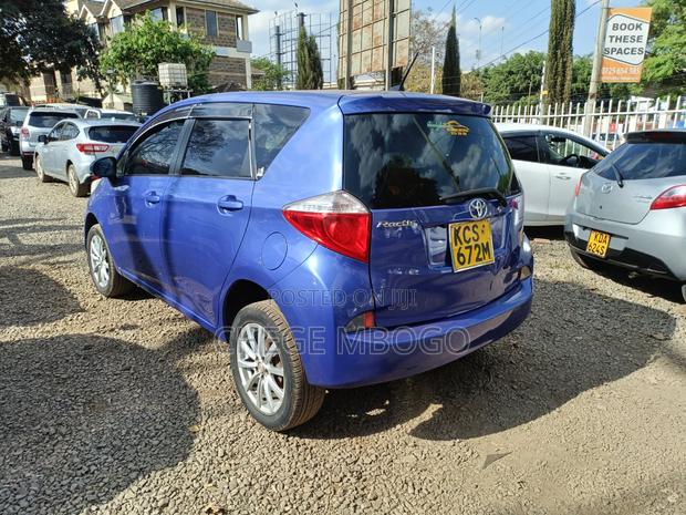 Toyota Ractis 1.5 FWD 2012 Blue