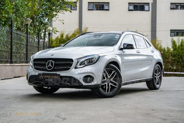 Mercedes-Benz GLA-Class 2019 Silver