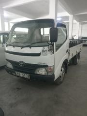 Toyota Dyna 2009 Off white for sale