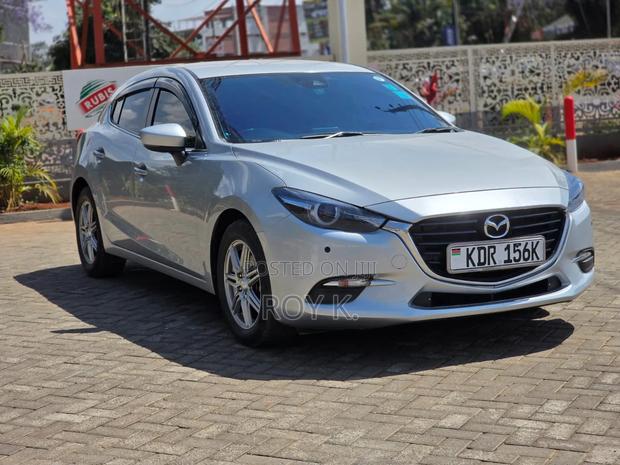 Mazda Axela 2017 Silver