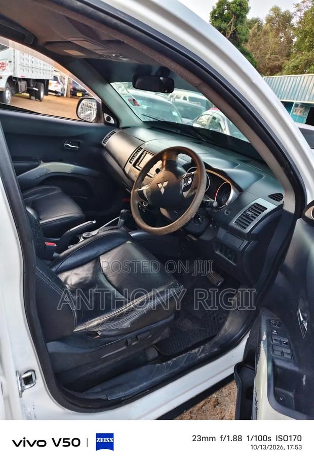 Mitsubishi Outlander 2.4 4WD Intense 2007 White