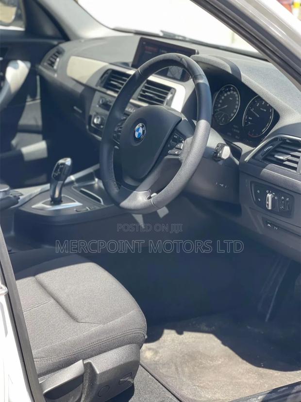 BMW 118i 2019 Off white