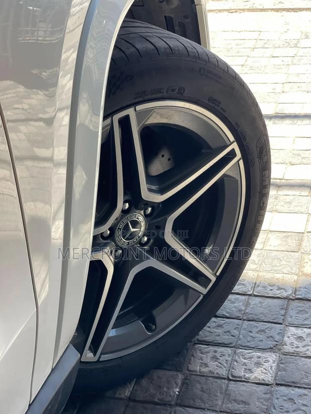 Mercedes-Benz GLS-Class GLS 400d 2021 Pearl