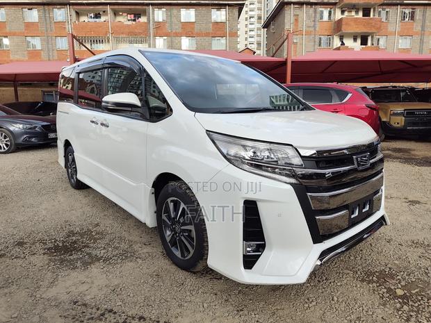 Toyota Noah 1.8 FWD Hybrid (7 seater) 2019 Pearl