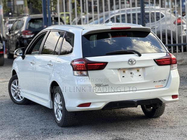 Toyota Corolla Fielder 1.5 Petrol AWD 2019 Pearl
