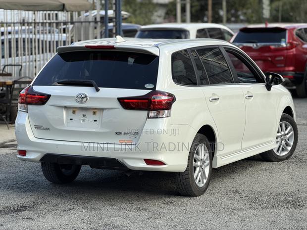 Toyota Corolla Fielder 1.5 Petrol AWD 2019 Pearl