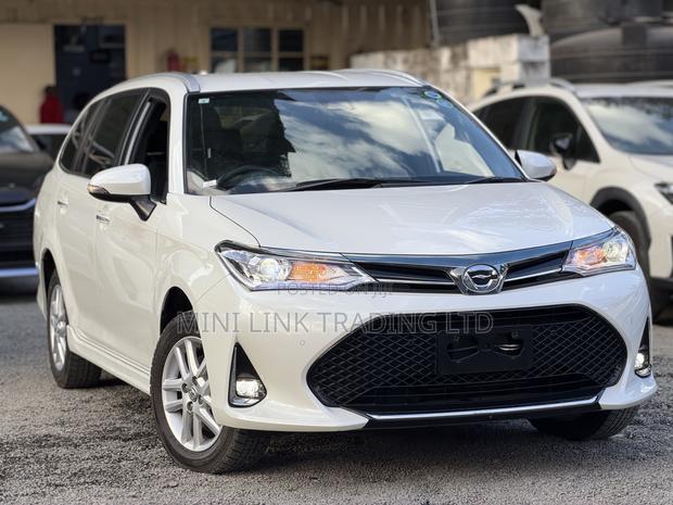 Toyota Corolla Fielder 1.5 Petrol AWD 2019 Pearl