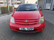 Toyota IST 2004 Red for sale