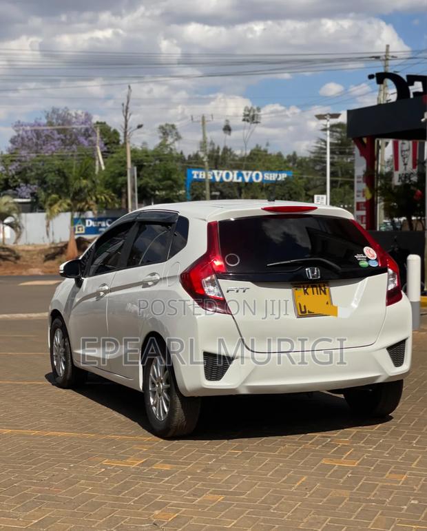 Honda Fit 2016 White