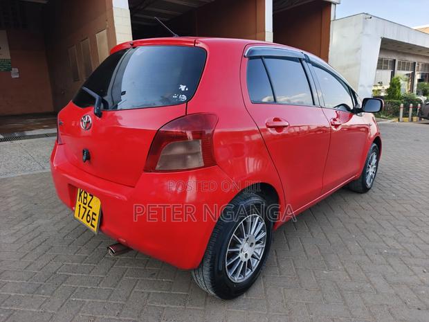 Toyota Vitz 1.3 FWD 5dr 2008 Red