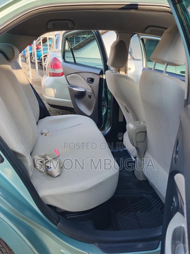 Toyota Belta 2008 Green