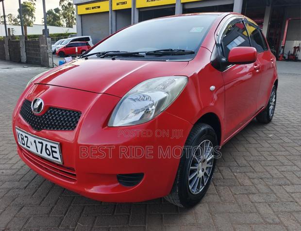 Toyota Vitz 1.3 FWD 5dr 2008 Red