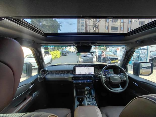 Toyota Land Cruiser Prado 2024 Beige