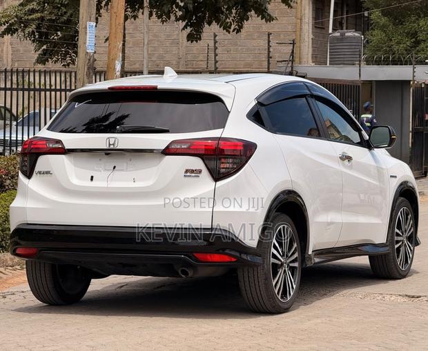 Honda Vezel 1.5 2WD 2019 White