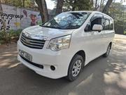 Toyota Noah 2.0 158hp FWD (8 Seater) 2011 White for sale