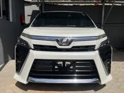 Toyota Voxy 2019 White for sale