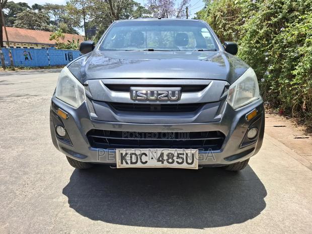 Isuzu D-MAX 2021 Gray