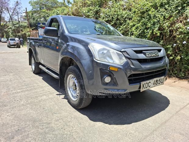 Isuzu D-MAX 2021 Gray