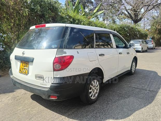 Nissan Advan 2013 White