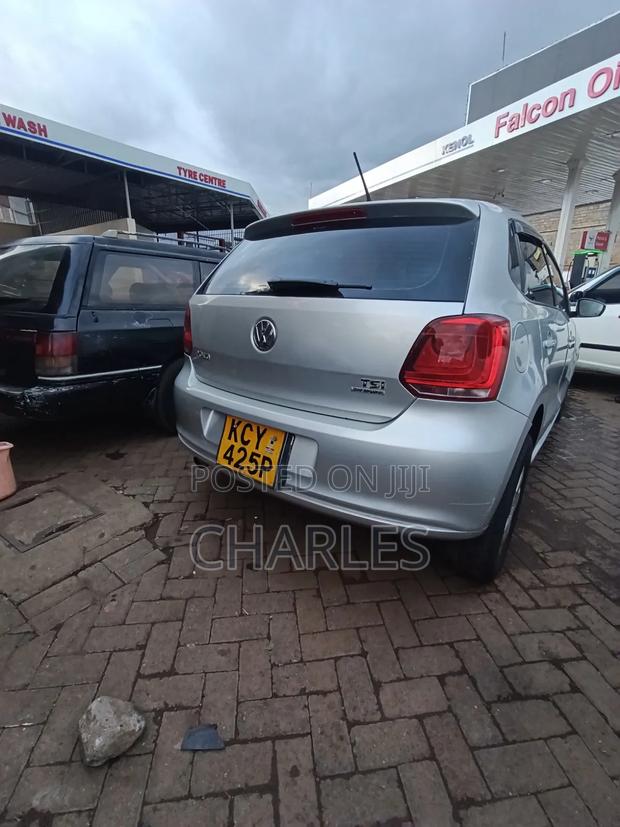 Volkswagen Polo 2013 Silver