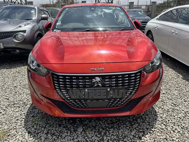 Peugeot 208 2021 Red