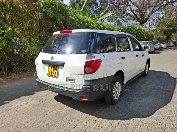 Nissan Advan 2013 White