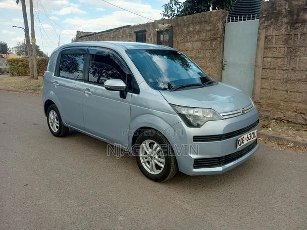 Toyota Spade 2015 Blue