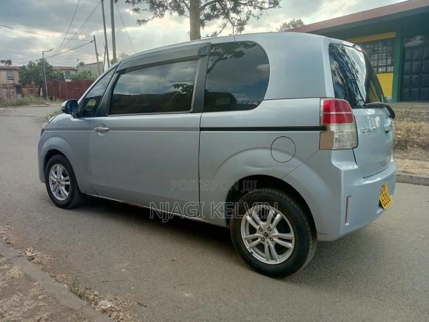 Toyota Spade 2015 Blue