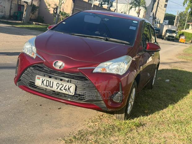 Toyota Vitz 2019 Red