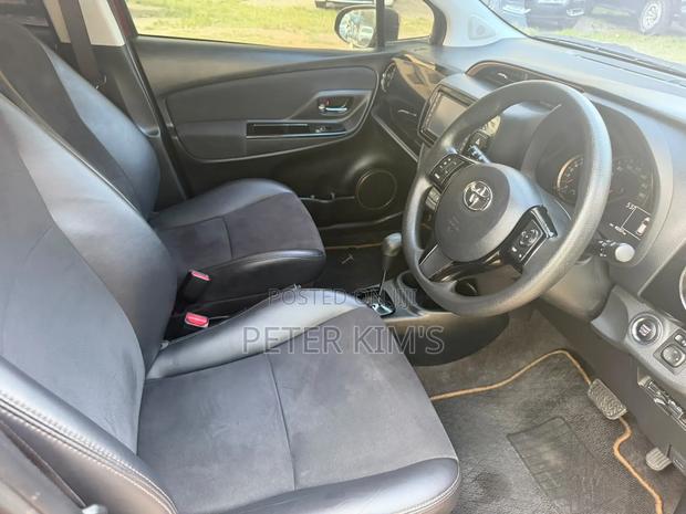 Toyota Vitz 2019 Red