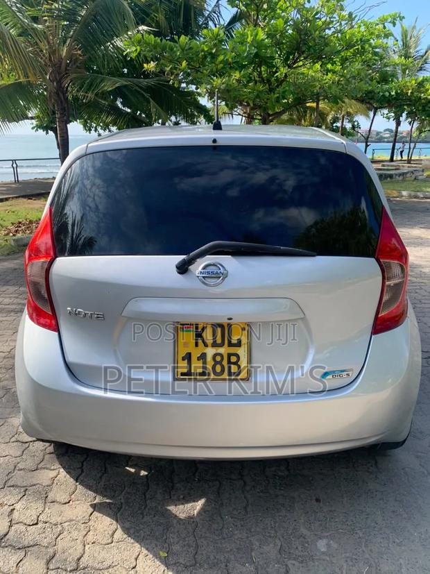 Nissan Note 2016 Silver