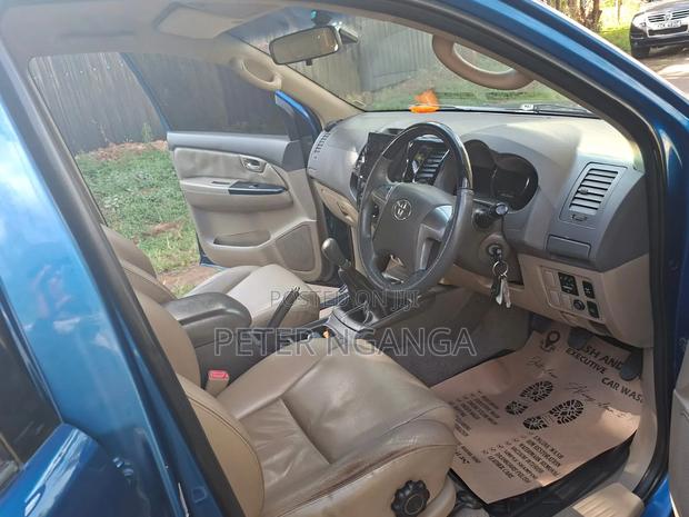 Toyota Fortuner 3.0 D AWD 2012 Blue