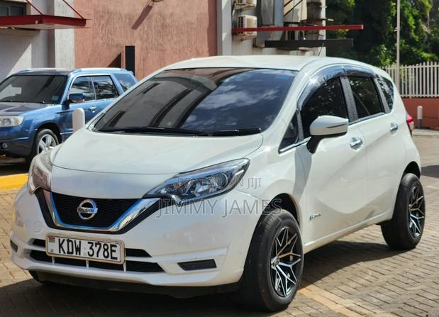 Nissan Note 2011 White