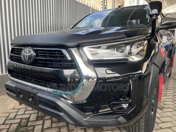 Toyota Hilux 2020 Black